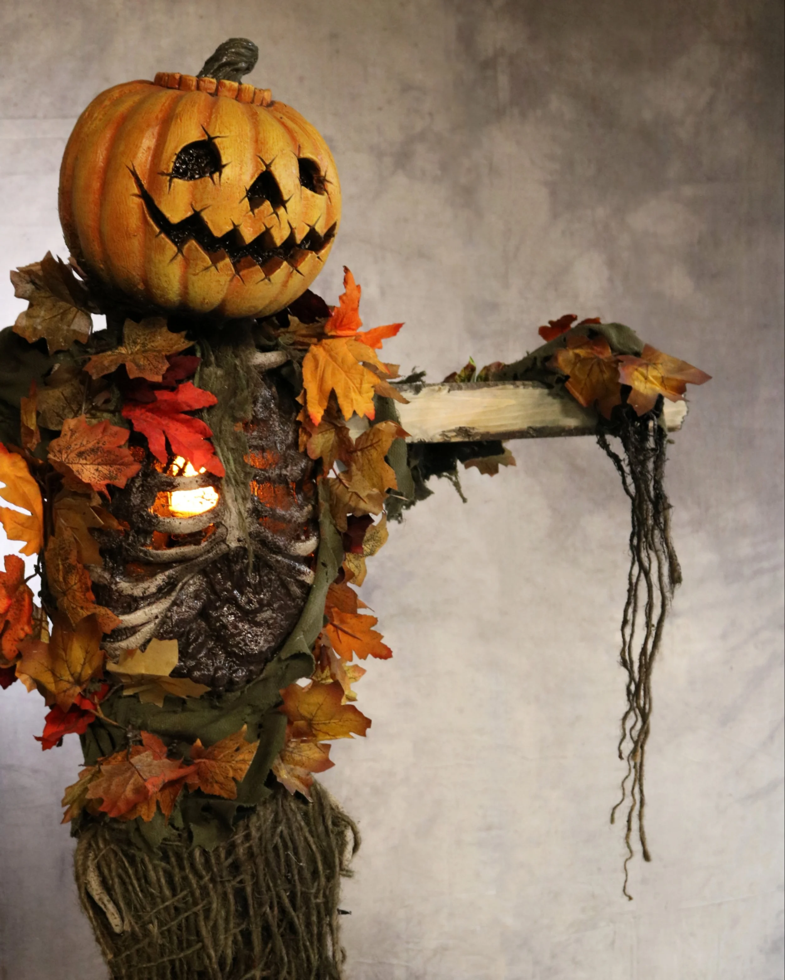 Pumpkin Corpse Lantern — HOME